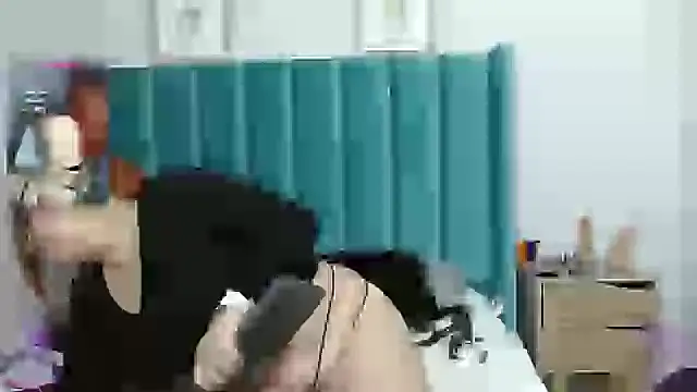 Snapshot of jolie_colette chatting on January 2025 09:22:01 PM jolie colette online show from January 2025 09:22:01 PM