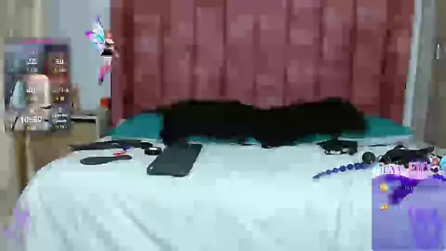 Snapshot of jolie_colette chatting on January 2025 11:45:01 PM jolie colette online show from January 2025 11:45:01 PM