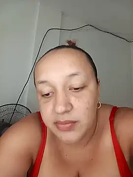 Snapshot of Miss-boobs chatting on December 2024 07:49:02 PM Miss-boobs online show from December 2024 07:49:02 PM