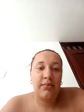 Snapshot of Miss-boobs chatting on January 2025 07:52:01 PM Miss-boobs online show from January 2025 07:52:01 PM
