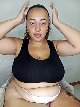 Snapshot of Miss-boobs chatting on September 2025 06:00:01 PM Miss-boobs online show from September 2025 06:00:01 PM