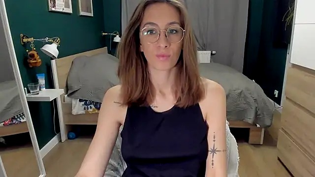 Snapshot of DesireMore90 chatting on April 2026 08:28:02 PM DesireMore90 online show from April 2026 08:28:02 PM