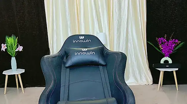 GODDESS SHANAYA online show from February 2025 03:34:02 AM