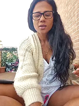 Snapshot of Allana_Squirt chatting on September 2025 07:53:01 AM Allana Squirt online show from September 2025 07:53:01 AM