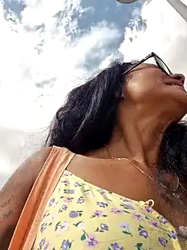 Snapshot of Allana_Squirt chatting on September 2025 10:50:02 AM Allana Squirt online show from September 2025 10:50:02 AM