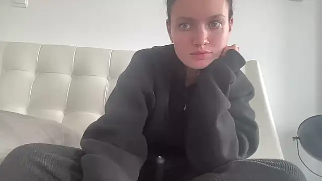 mariemelissah online show from December 2025 07:59:01 AM