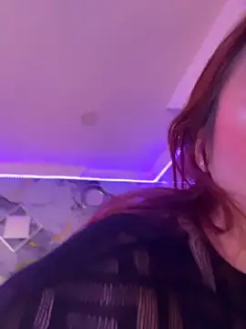 Snapshot of vanesaa_blake chatting on June 2026 05:32:02 AM vanesaa blake online show from June 2026 05:32:02 AM