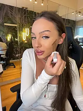 MileySin1111 online show from January 2026 02:12:02 PM