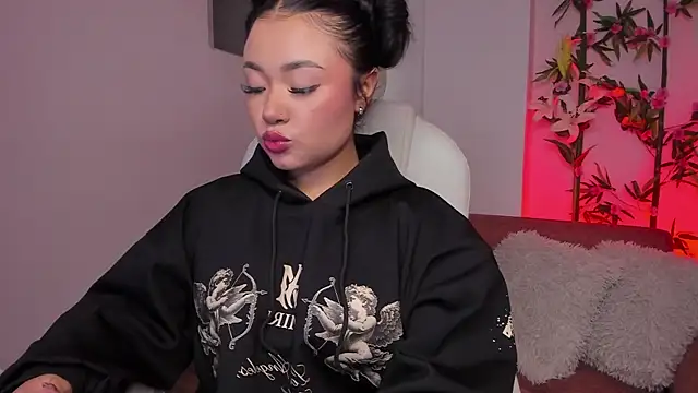 Lulu Sakura  online show from January 2025 02:49:02 AM