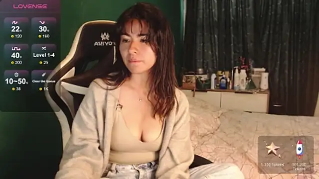 alice middlee online show from December 2025 06:15:01 PM