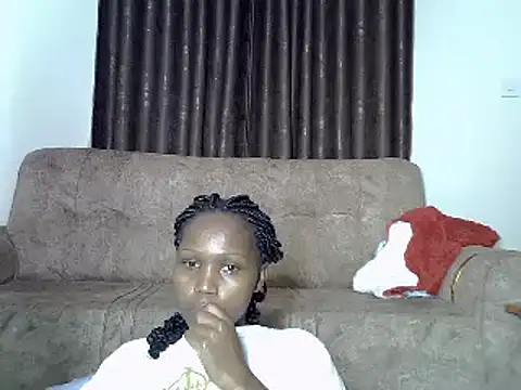 AurelAda online show from November 2025 10:43:01 PM