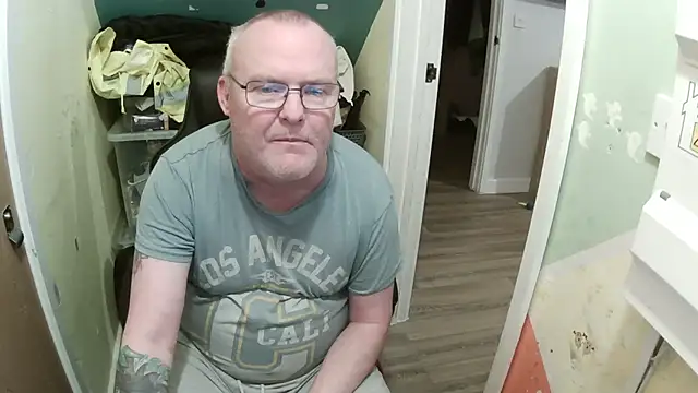 FriendlyDave online show from February 2025 06:01:01 PM