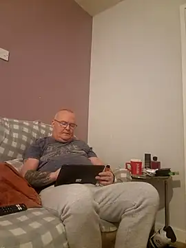 FriendlyDave online show from February 2025 10:54:01 PM