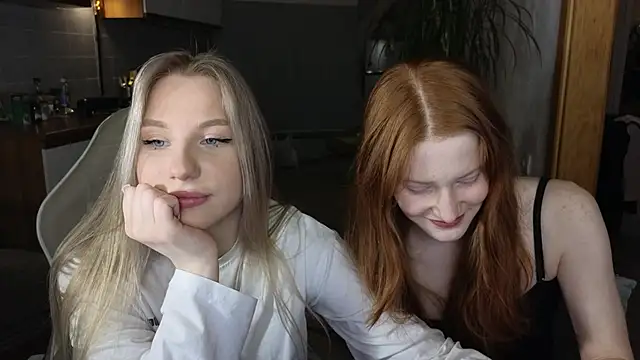 MiaKeler online show from March 2025 05:50:01 PM