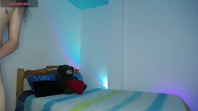 Snapshot of monkeywillwhite chatting on December 2024 12:42:02 AM monkeywillwhite online show from December 2024 12:42:02 AM