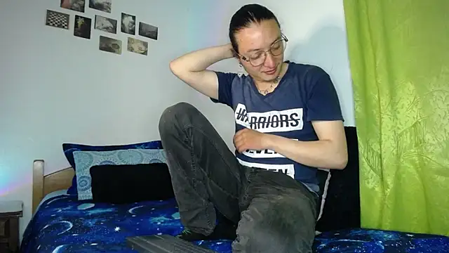 Snapshot of monkeywillwhite chatting on November 2025 03:54:01 AM monkeywillwhite online show from November 2025 03:54:01 AM