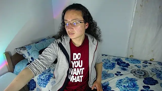 Snapshot of monkeywillwhite chatting on March 2026 04:03:02 AM monkeywillwhite online show from March 2026 04:03:02 AM