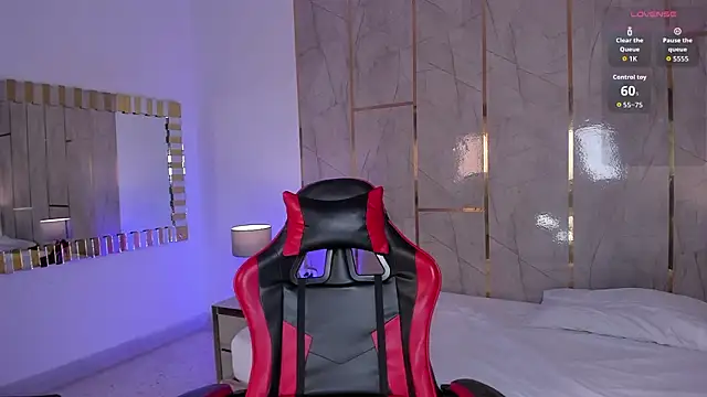 Jiggly   online show from March 2026 05:08:02 AM