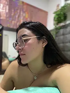 Lia flowers online show from January 2025 05:34:02 AM