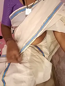 Mallu-Gayathri Arun online show from December 2025 01:09:02 PM