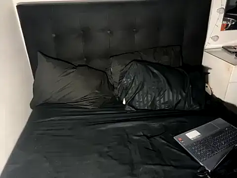 Snapshot of sebastiangrey06 chatting on September 2025 10:26:01 AM sebastiangrey06 online show from September 2025 10:26:01 AM