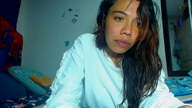 AmaraRoberts420 online show from December 2024 08:23:02 PM