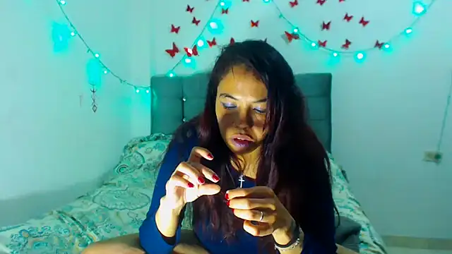 AmaraRoberts420 online show from January 2025 05:59:02 AM