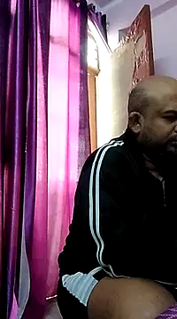 Dick 6inches online show from March 2025 09:29:01 AM