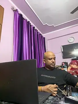 Dick 6inches online show from October 2025 03:16:01 PM