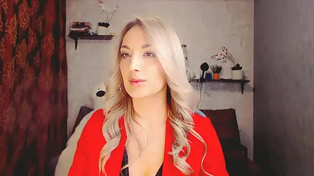 Snapshot of MillaXQueen chatting on January 2025 02:58:01 PM MillaXQueen online show from January 2025 02:58:01 PM