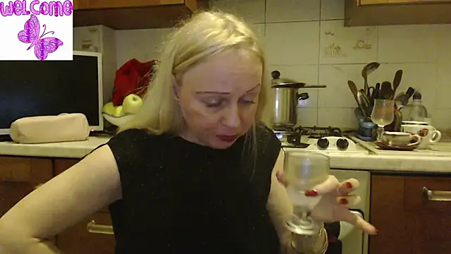 martachatte online show from March 2025 06:56:01 PM