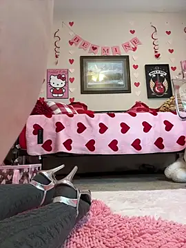 Snapshot of Valentines_Day chatting on September 2025 06:10:01 PM Valentines Day online show from September 2025 06:10:01 PM