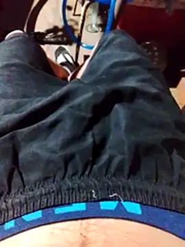 Uriel1615 online show from March 2026 07:02:02 AM