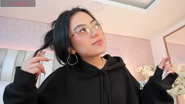 Rebeca jones online show from February 2025 01:20:01 PM