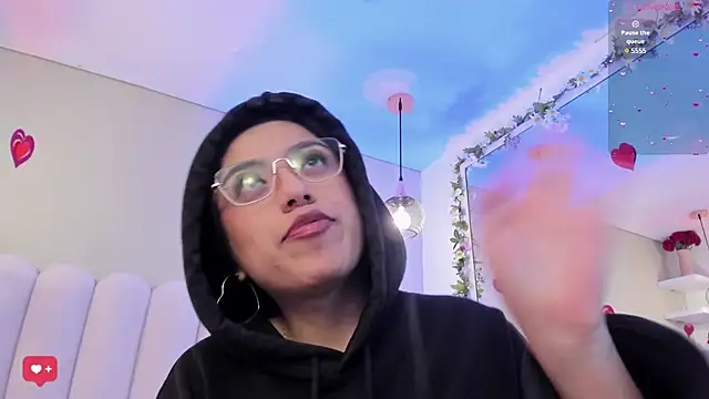 Rebeca jones online show from February 2025 01:19:02 PM