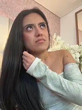 Rebeca jones online show from March 2025 01:40:01 PM