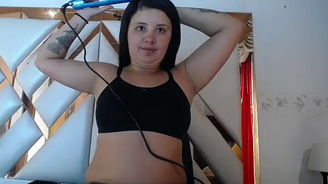 nathaly low1 online show from April 2026 12:44:02 PM