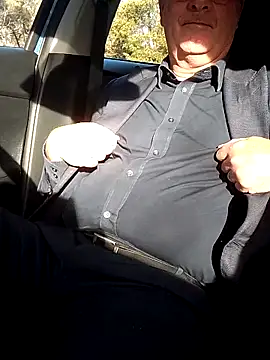 stiffandlubedxh online show from November 2025 09:03:02 PM