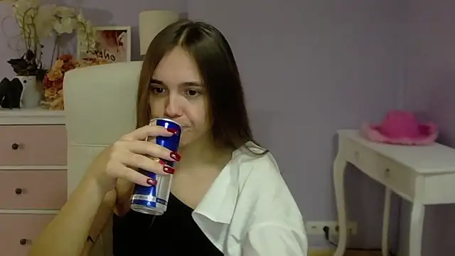 Snapshot of dirtyxEmily chatting on January 2025 07:29:01 AM dirtyxEmily online show from January 2025 07:29:01 AM