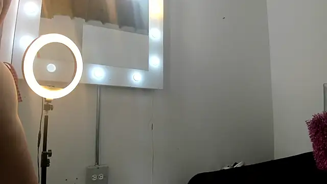 SEXXYLATINCOUPLE1 online show from October 2025 10:27:02 AM