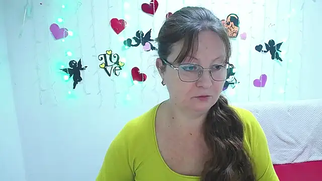 VanessaHotts online show from February 2025 06:04:01 AM