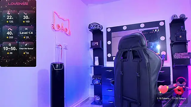 Snapshot of miss_kitty chatting on October 2025 06:09:01 PM miss kitty online show from October 2025 06:09:01 PM