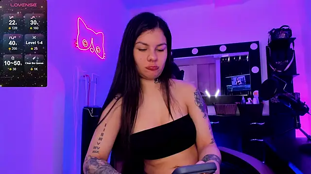 Snapshot of miss_kitty chatting on June 2026 07:51:01 PM miss kitty online show from June 2026 07:51:01 PM