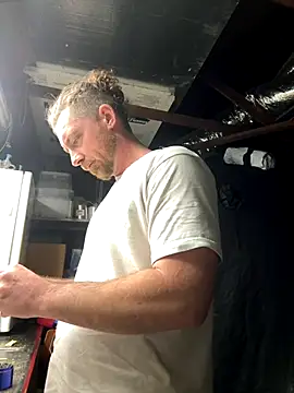 mandjpuff2 online show from December 2024 05:50:02 AM