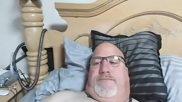 Bigbear0563 online show from November 2025 05:02:01 PM