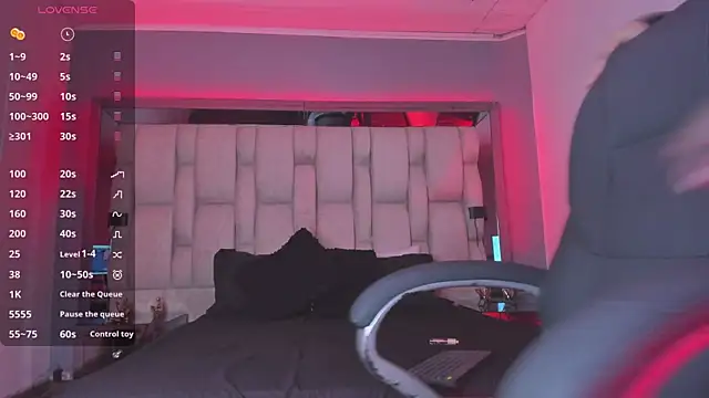 Emmily Savage online show from January 2025 04:16:02 AM