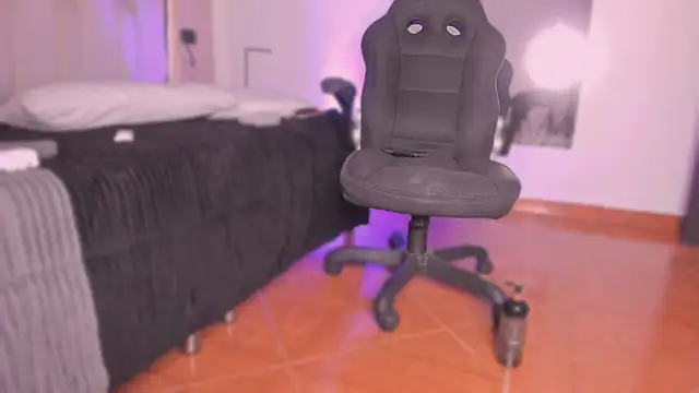 Emmily Savage online show from December 2025 10:36:01 PM