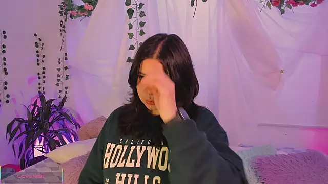 Mey moon online show from December 2025 03:57:01 AM