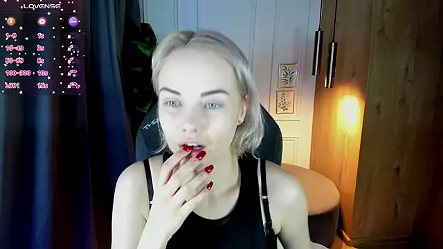 StephanieSweety online show from March 2025 05:29:02 AM