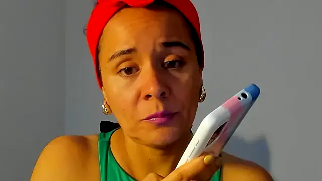 Sami Hotie1 online show from September 2025 08:32:01 PM